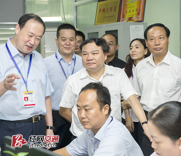 长沙市新星闪耀——胡林辉的最新动态与城市发展新篇章