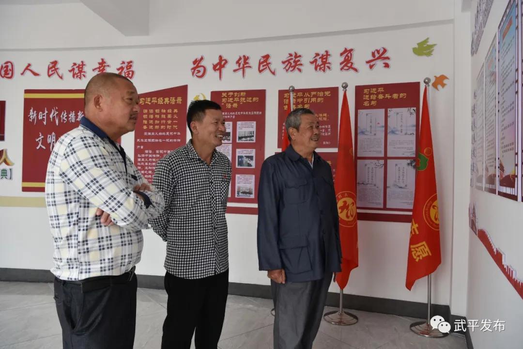 正版资料免费资料大全9点半,正版资料免费资料大全，探索与利用，助力知识共享的新时代（9点半）