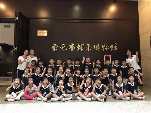 79456CC濠江论坛生肖,探索濠江论坛中的生肖文化，一场跨越时空的交融